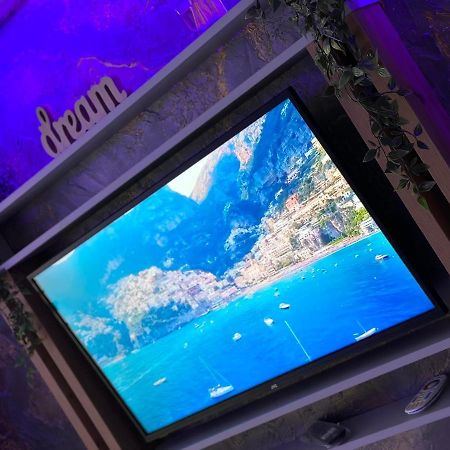 Fantasy Room ヤシ エクステリア 写真